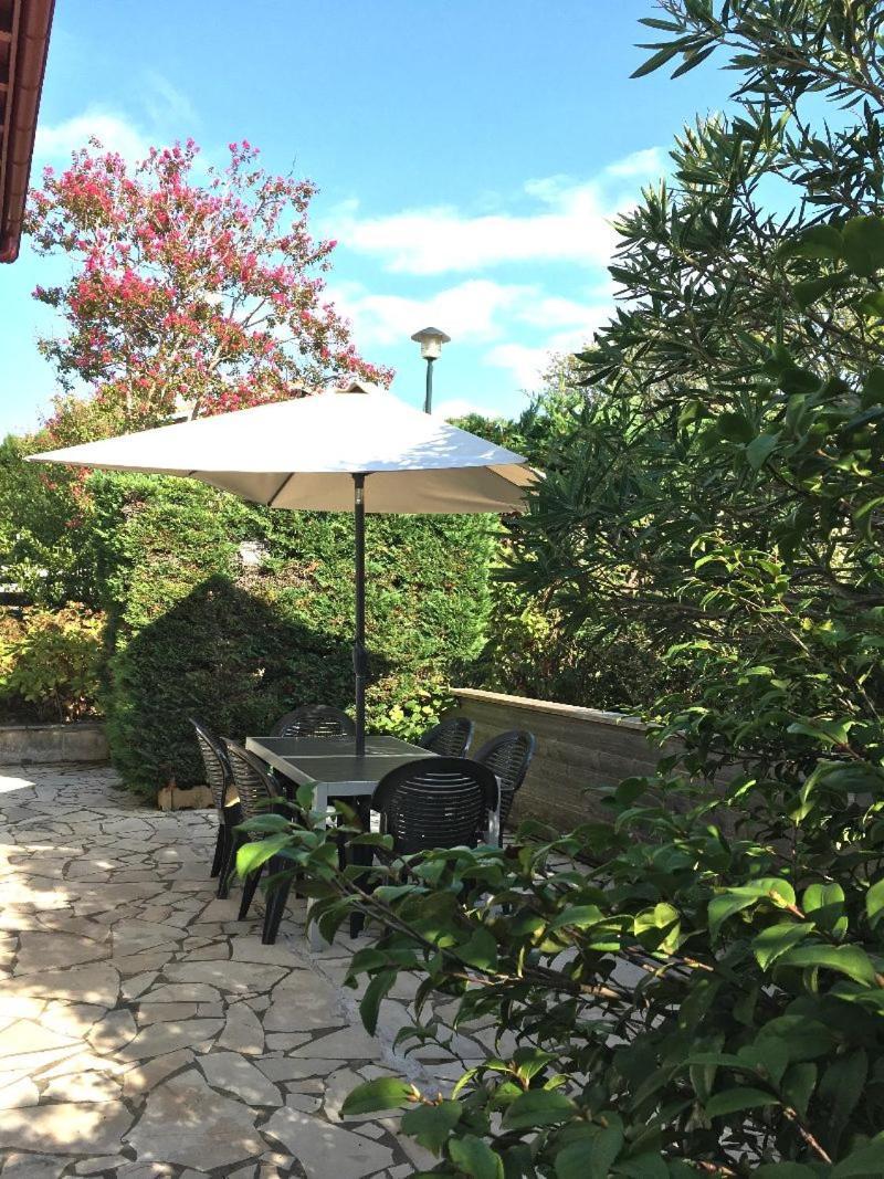 Hortensia Lekua Hébergement de vacances *
